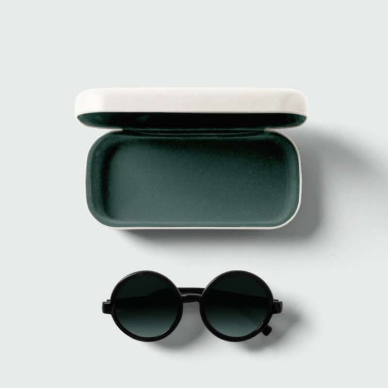 Lunettes avec boîte simple